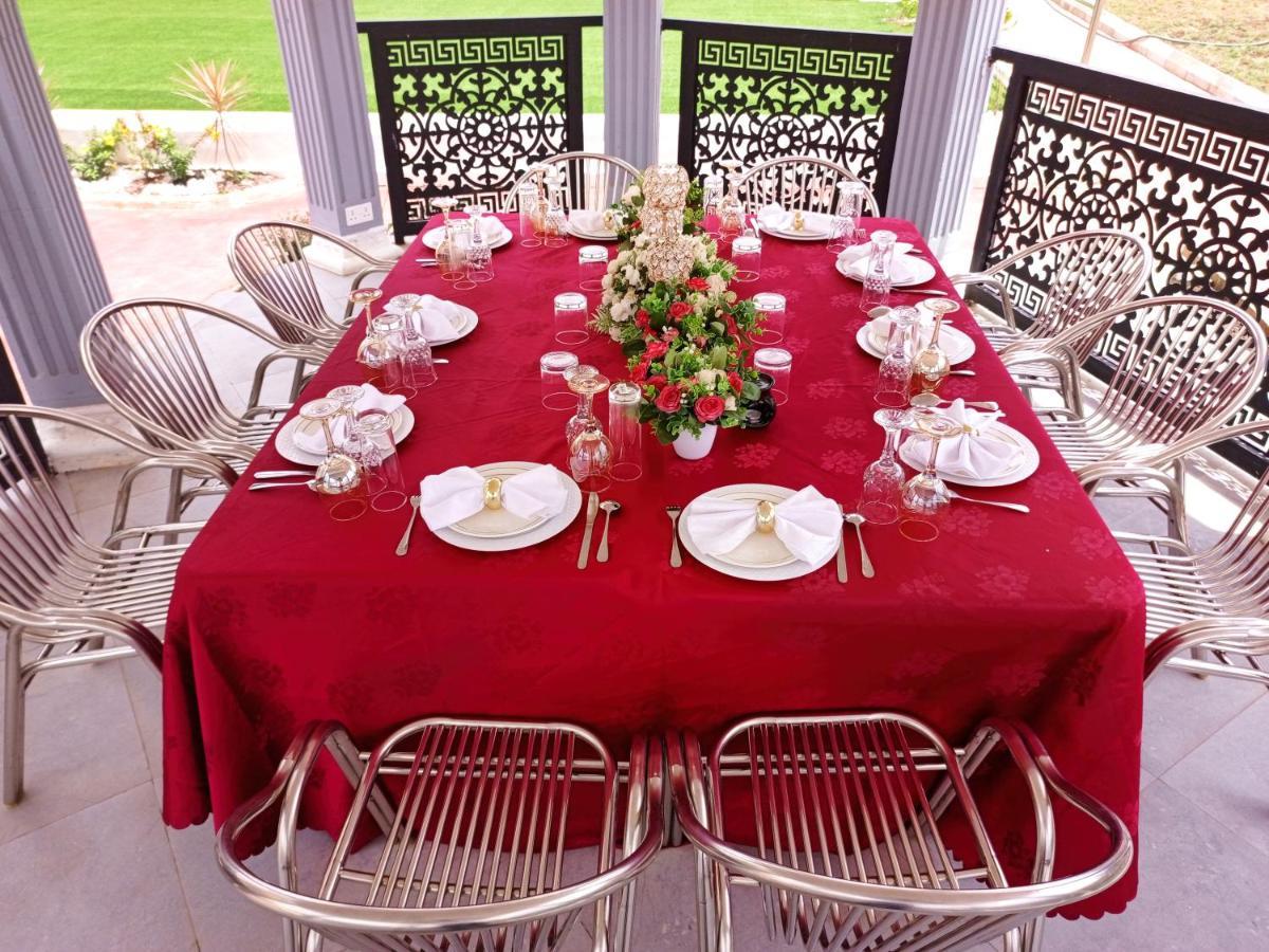 Kasoa Bella Ella Hotel & Event Center מראה חיצוני תמונה